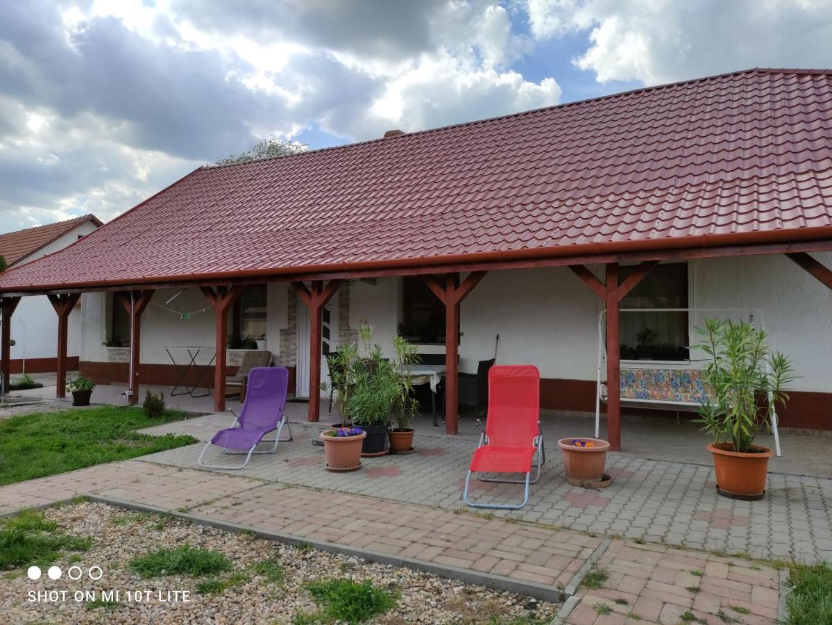 Ferienwohnung Rakoczi Vendeghaz Poroszló Exterior foto