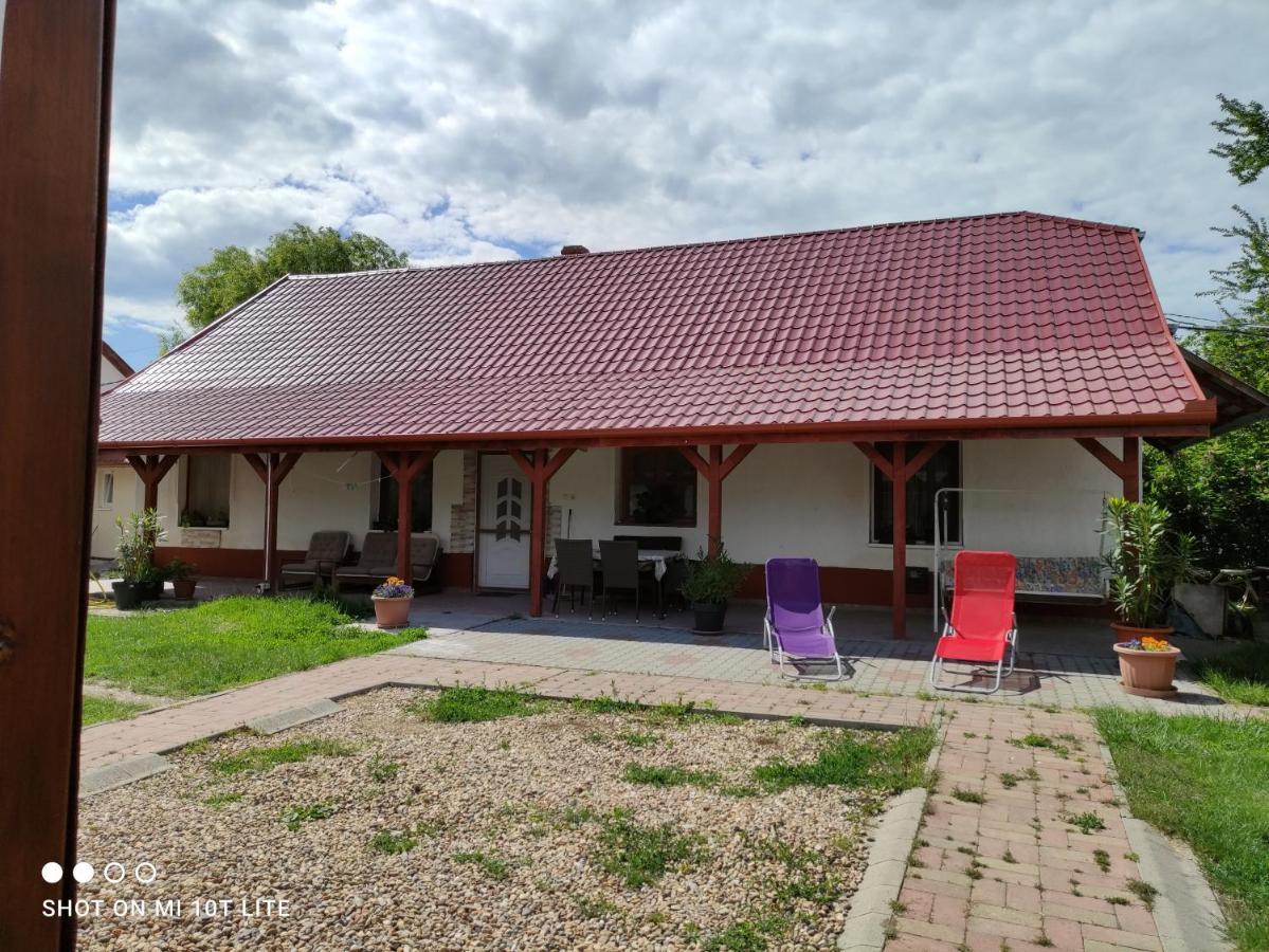 Ferienwohnung Rakoczi Vendeghaz Poroszló Exterior foto