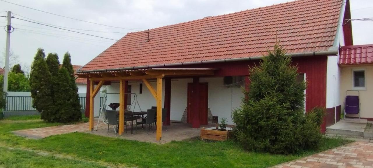 Ferienwohnung Rakoczi Vendeghaz Poroszló Exterior foto