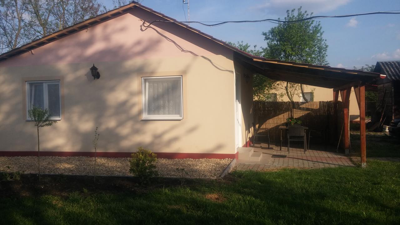Ferienwohnung Rakoczi Vendeghaz Poroszló Exterior foto